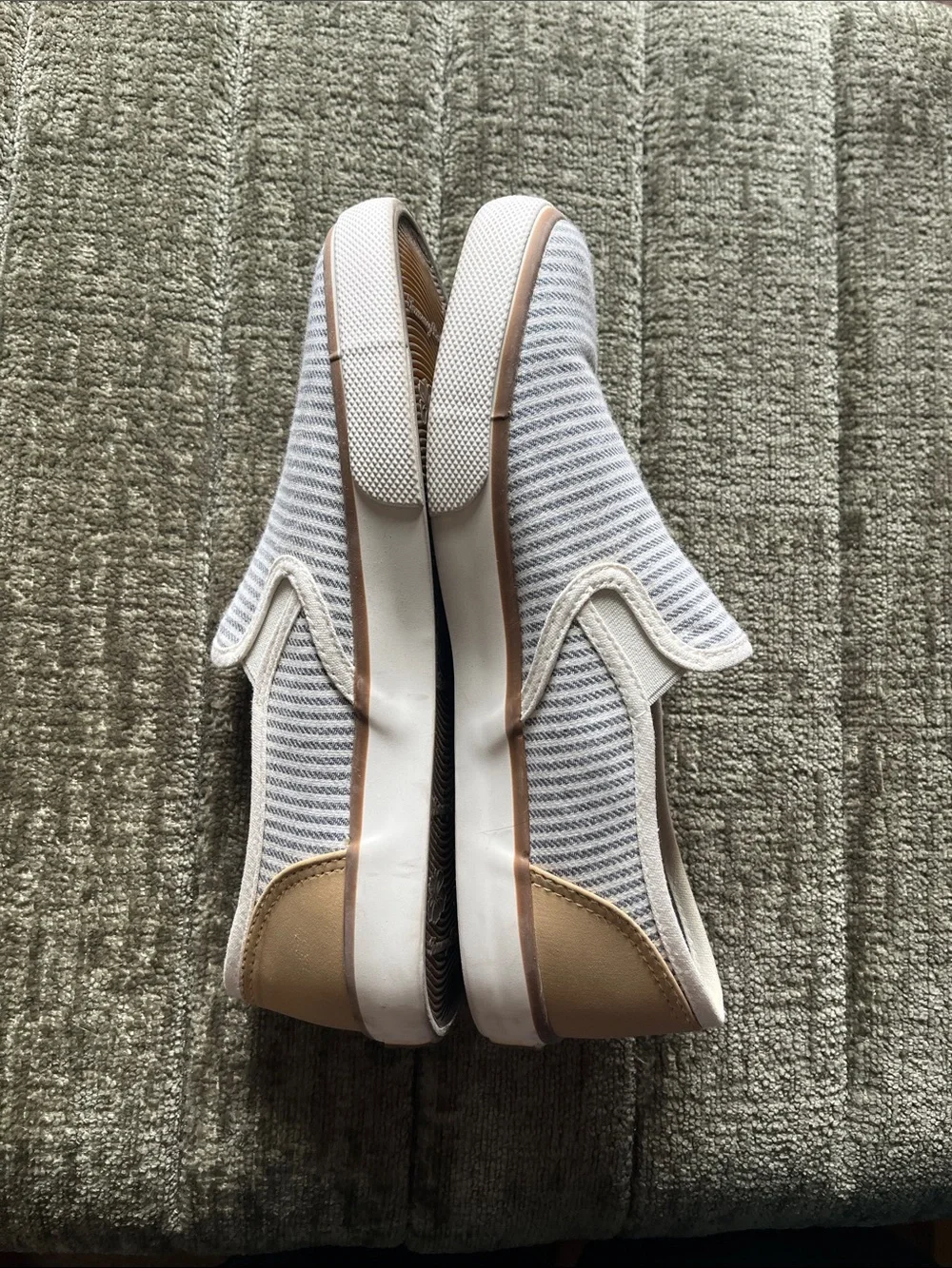 Women’s Tommy banana Slip-On Casual Canvas Shoes in Light Gray Stripe